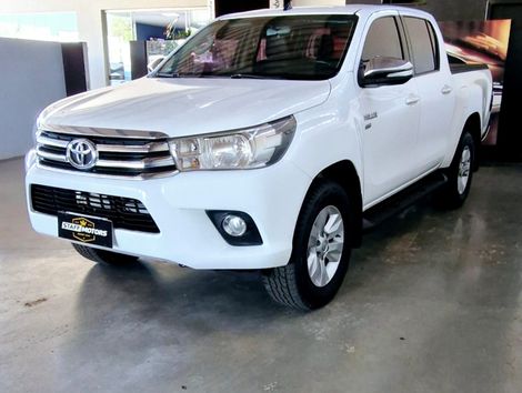 Toyota Hilux CD SRV 4x2 2.7 Flex 16V Aut.
