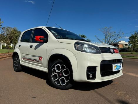 Fiat UNO SPORTING Dualogic 1.4 EVO Flex 8V 4p