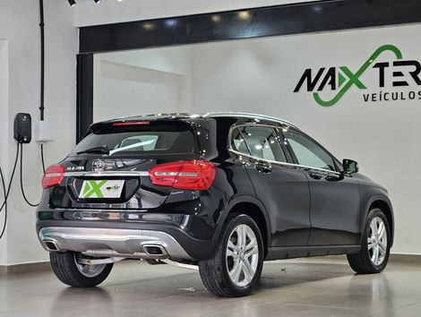 Mercedes GLA 200 Vision 1.6/1.6 TB 16V Flex Aut.