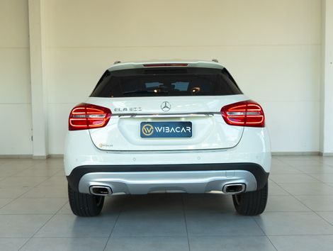 Mercedes GLA 200 Advance 1.6/1.6 TB 16V Flex Aut.