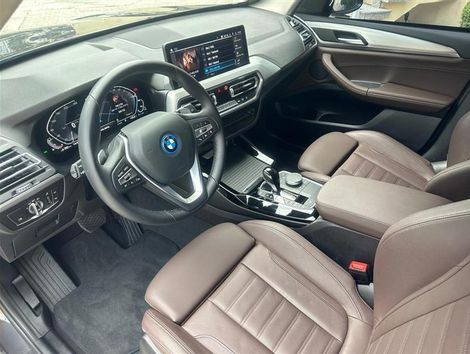BMW X3 XDRIVE 30e X-Line Turbo Híbrido Aut.