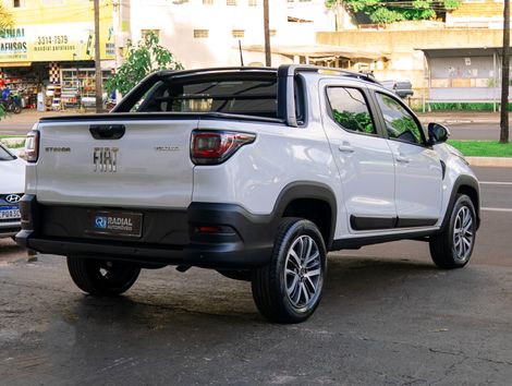 Fiat Strada Volcano 1.3 Flex 8V CD