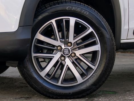 Fiat Strada Volcano 1.3 Flex 8V CD