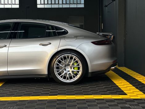 Porsche Panamera 4 E-Hybrid 2.9 462cv