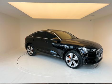 Audi E-TRON Sportback Perf. Aut. (Elétrico)