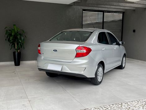 Ford Ka 1.5 Sedan SE 12V Flex 4p Mec.