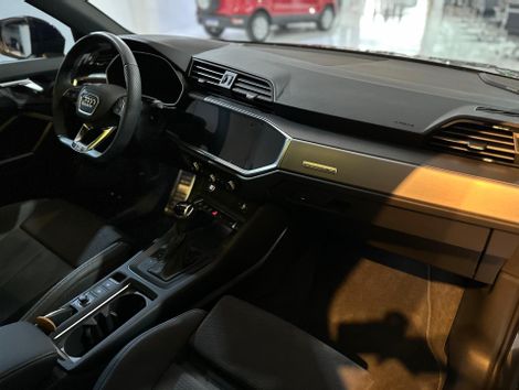 Audi AUDI Q3