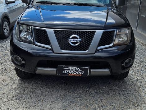 Nissan Frontier SV AT. CD 4x4 2.5 TB Dies. Aut.