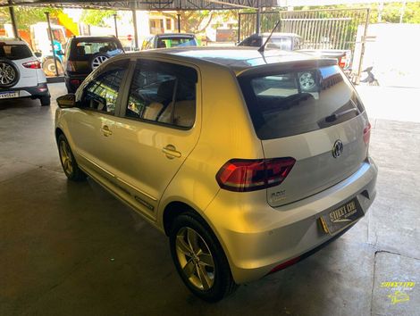 VolksWagen Fox Connect 1.6 Flex 8V 5p