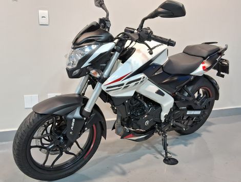 BAJAJ DOMINAR 200