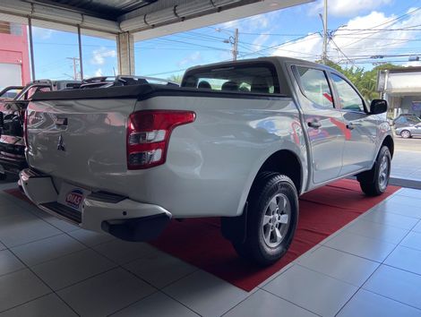 Mitsubishi Triton L200 SPORT GL 4x4 Diesel