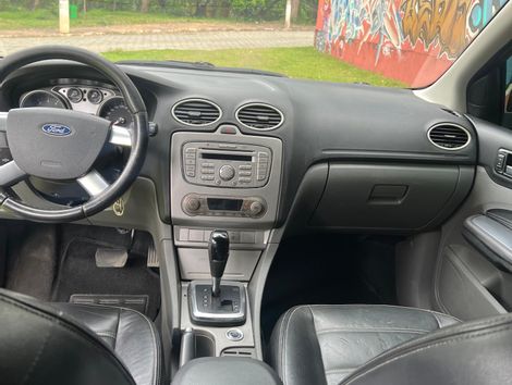 Ford Focus 2.0 16V/SE/SE Plus Flex 5p Aut.