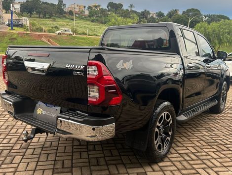 Toyota Hilux CD SRX 4x4 2.8 TDI 16V Diesel Aut.