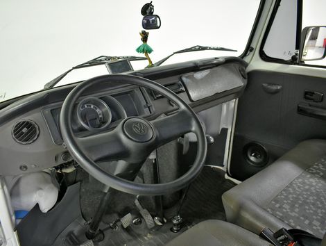 VolksWagen Kombi Lotação 1.4 Mi Total Flex 8V