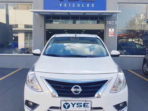 Nissan VERSA SL 1.6 16V FlexStart 4p Aut.