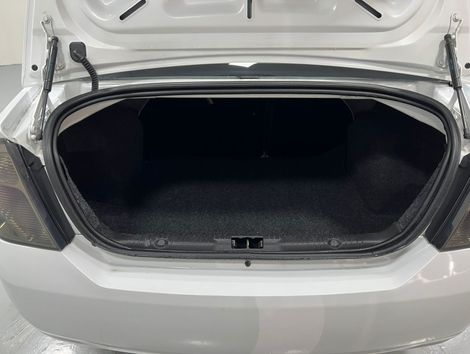 Ford Fiesta Sedan SE 1.6 8V Flex 4p