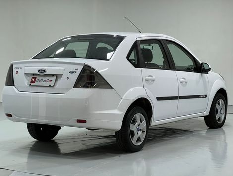 Ford Fiesta Sedan SE 1.6 8V Flex 4p
