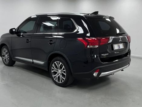 Mitsubishi OUTLANDER 2.2 165cv Diesel Aut.