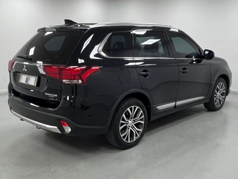 Mitsubishi OUTLANDER 2.2 165cv Diesel Aut.