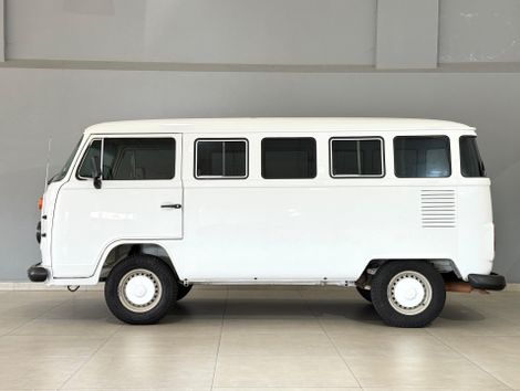 VolksWagen Kombi Standard/ Luxo/ Série Prata