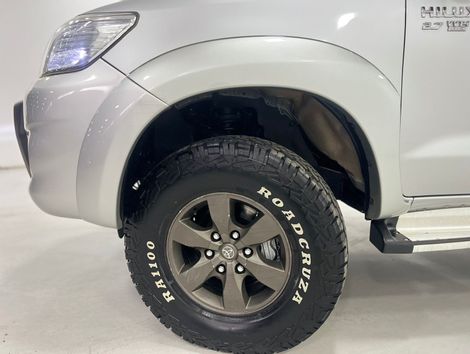 Toyota Hilux CD SRV 4x4 2.7 Flex 16V Aut.