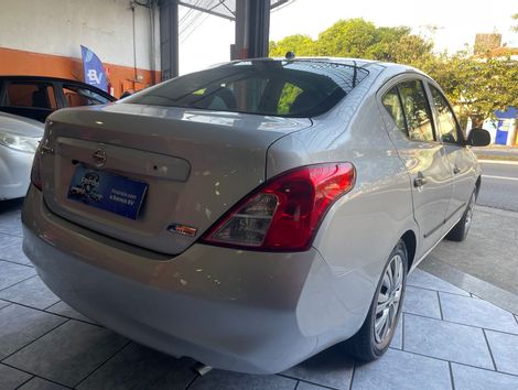 Nissan VERSA SL 1.6 16V Flex Fuel 4p Mec.