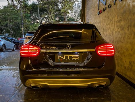 Mercedes GLA 200 Advance 1.6/1.6 TB 16V Flex Aut.