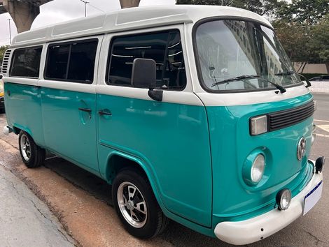 VolksWagen Kombi Escolar 1.6 MPi