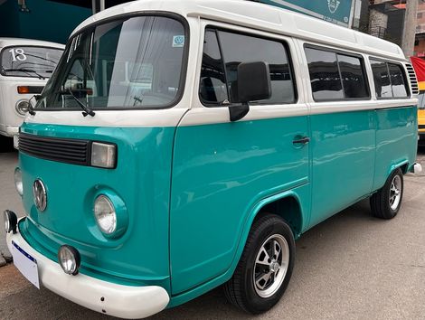 VolksWagen Kombi Escolar 1.6 MPi