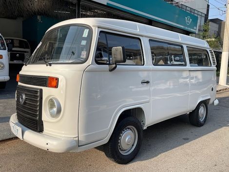 Volkswagen Kombi Standard 1.3 (Flex)