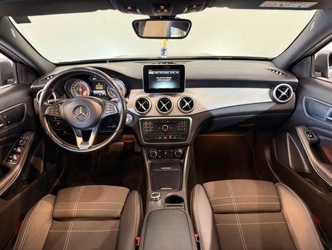 Mercedes GLA 200 Advance 1.6/1.6 TB 16V Flex Aut.