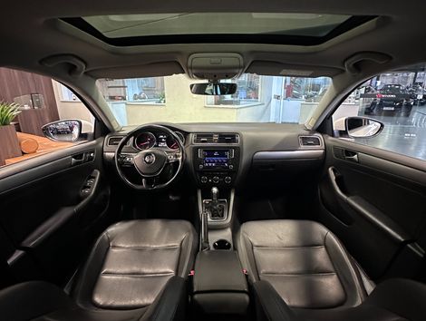 VolksWagen JETTA Comfortline 1.4 TSI 16V 4p Aut.