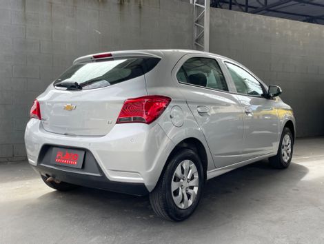 Chevrolet ONIX HATCH LT 1.0 8V FlexPower 5p Mec.