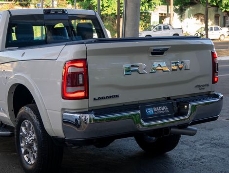 RAM 3500 LARAMIE 6.7 TB CD 4x4 Diesel