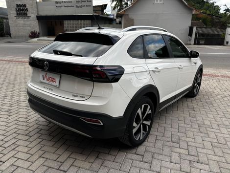 VolksWagen Nivus Highline 1.0 200 TSI Flex Aut.