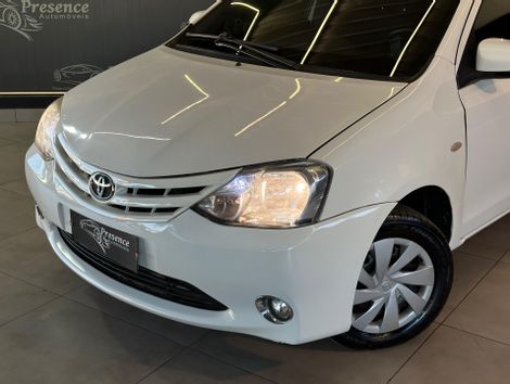 Toyota ETIOS X Sedan 1.5 Flex 16V 4p Mec.