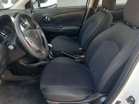 Nissan VERSA SL 1.6 16V FlexStart 4p Mec.