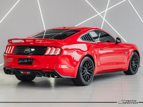 Ford Mustang GT Premium 5.0 V8