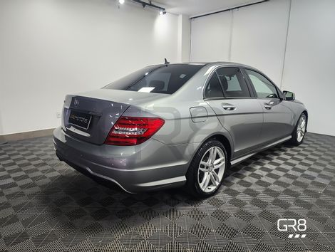 Mercedes C-180 CGI Sport 1.6 TB 16V 156cv Aut.