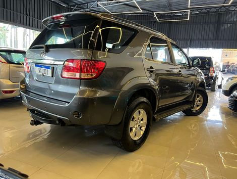Toyota 3.0 SRV 4X4 16V TURBO INTERCOOLER DIESEL 4P AUTOMÁTICO