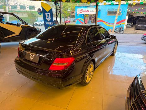 Mercedes C-180 CGI Sport 1.6 TB 16V 156cv Aut.