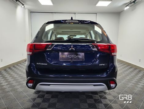 Mitsubishi OUTLANDER HPE-S 3.0 V6 4x4 5p Aut.