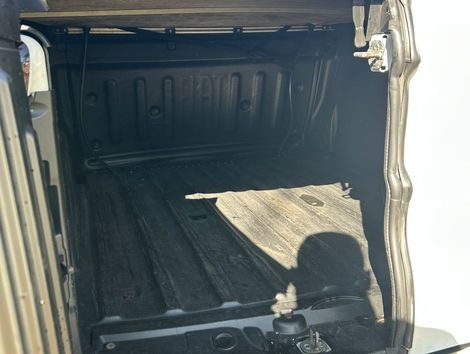 Fiat Toro Freedom 1.8 16V Flex Aut.