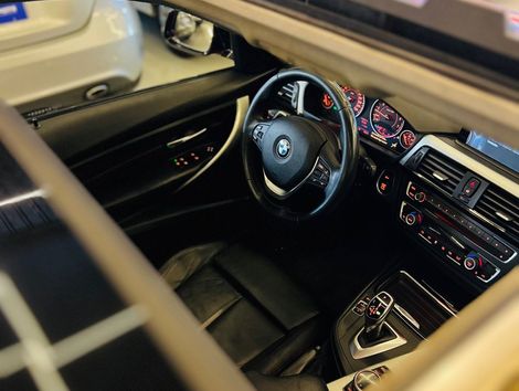 BMW 328iA 2.0 TB/2.0 TB Flex 16V 4p