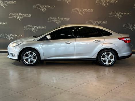 Ford Focus Sedan 2.0 16V/2.0 16V Flex 4p Aut.