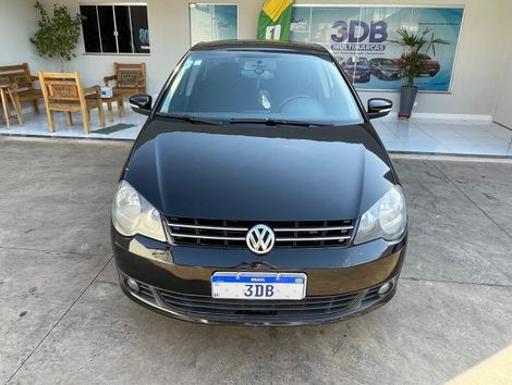 VolksWagen Polo Sedan 1.6 Mi Total Flex 8V 4p