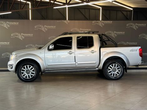 Nissan Frontier SL CD 4x4 2.5TB Diesel Aut