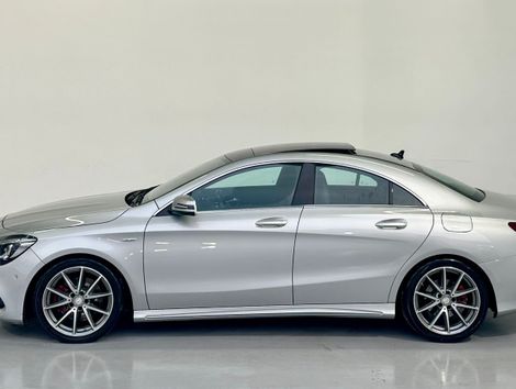 Mercedes CLA-250 Sport 4MATIC 2.0 16V 211cv Aut.