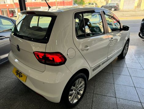 VolksWagen Fox Connect 1.6 Flex 8V 5p