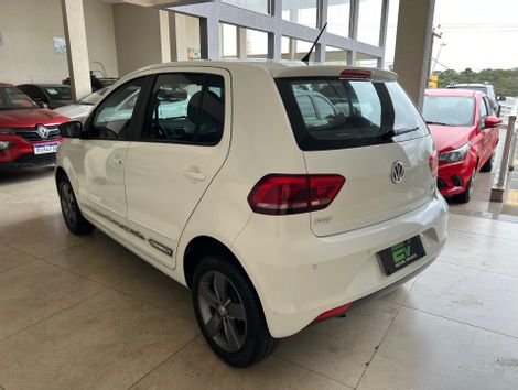 VolksWagen Fox Connect 1.6 Flex 8V 5p